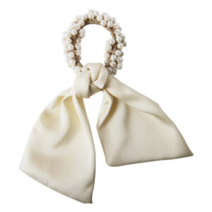 Scrunchie - Pearls & Cream Bow Tie